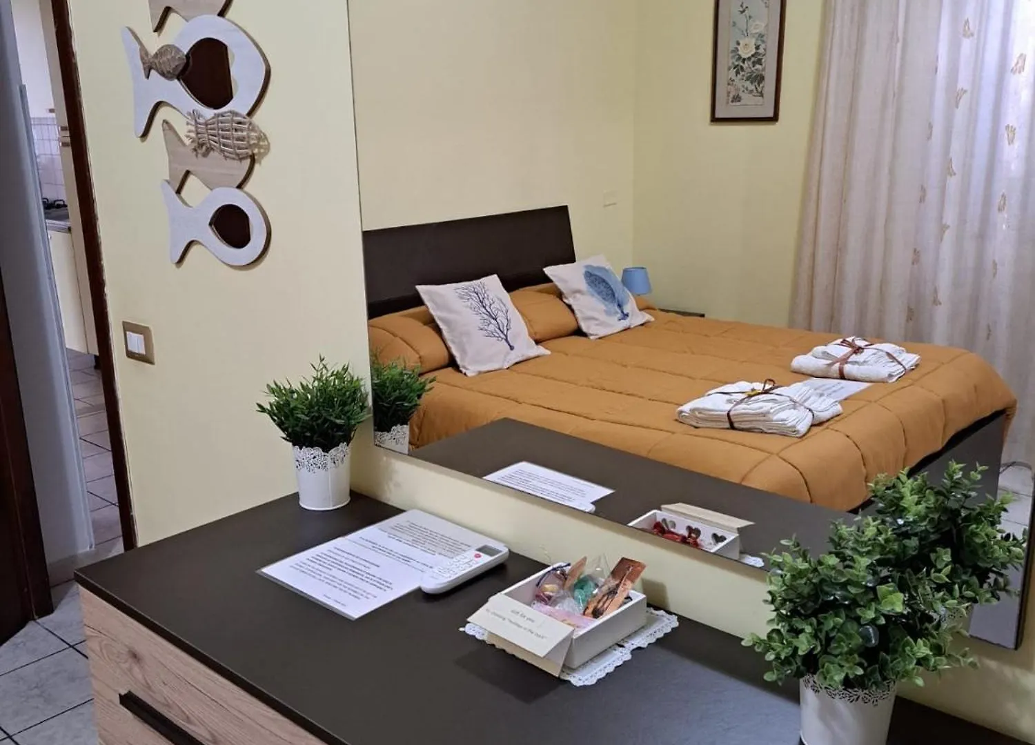 Holidays At The Dock - Fiumicino Airport Apartment