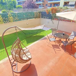 Sun Nest - Terrace & Garage Fiumicino